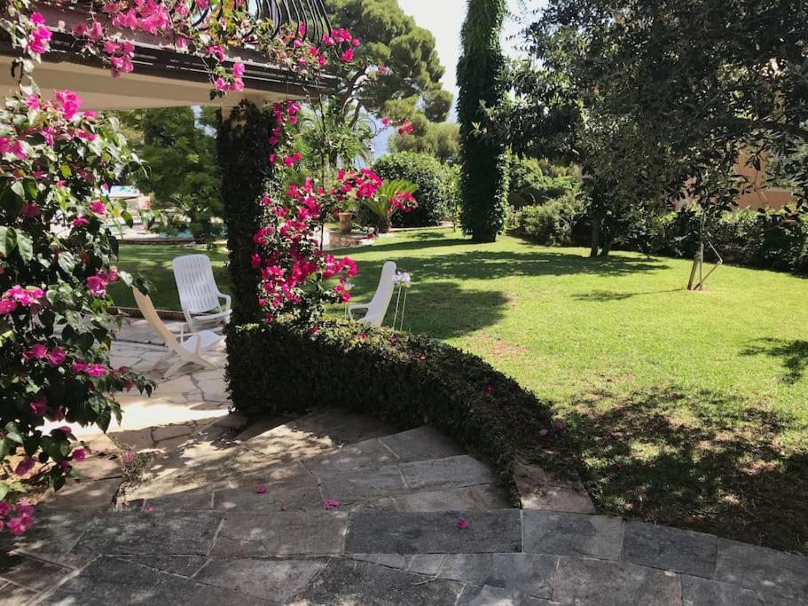 Villa Charming